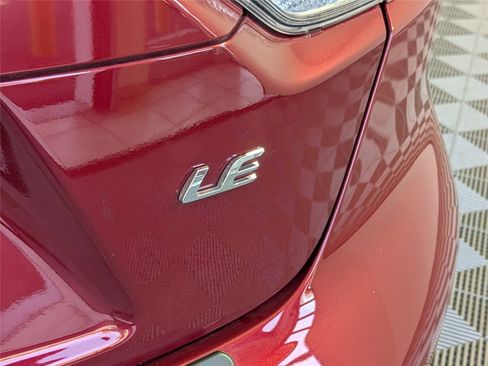 Certified 2023 Toyota Corolla LE image 7