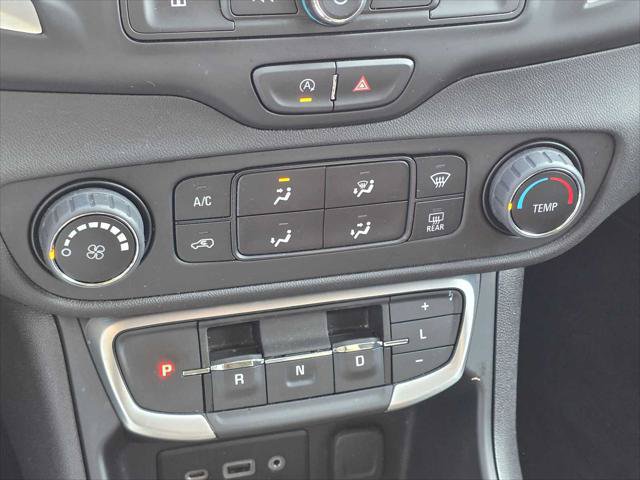 Used 2024 GMC Terrain SLE AWD/4WD image 28