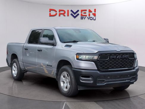 Used 2025 RAM 1500 Tradesman AWD/4WD image 7
