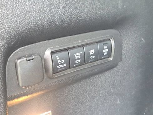 Used 2016 Ford Explorer Sport w/ Equipment Group 401A AWD/4WD image 13