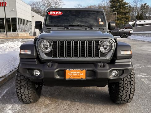 Certified 2025 Jeep Wrangler Sport AWD/4WD image 20