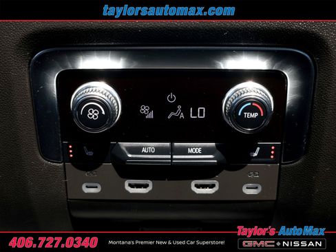 Used 2023 GMC Yukon Denali w/ Advanced Technology Package AWD/4WD image 41