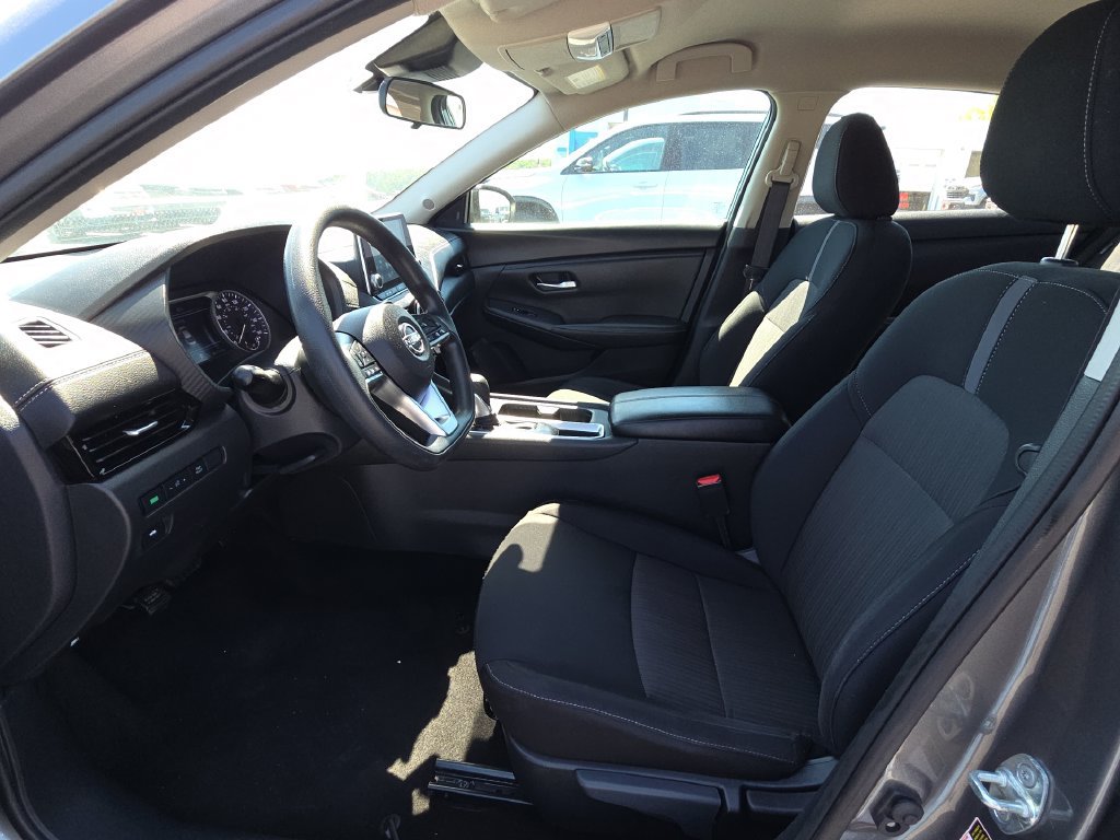Used 2024 Nissan Sentra SV FWD image 15