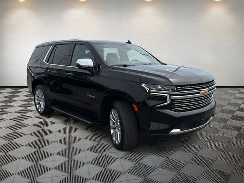 Used 2023 Chevrolet Tahoe Premier AWD/4WD image 3