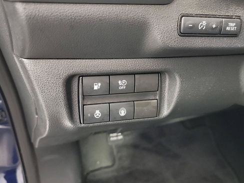 Used 2022 Nissan Leaf SV FWD image 32