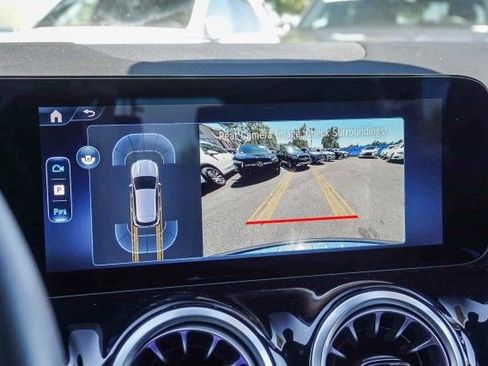 Used 2025 Mercedes-Benz GLA 250 image 24