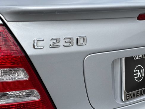Used 2007 Mercedes-Benz C 230 Sedan image 23