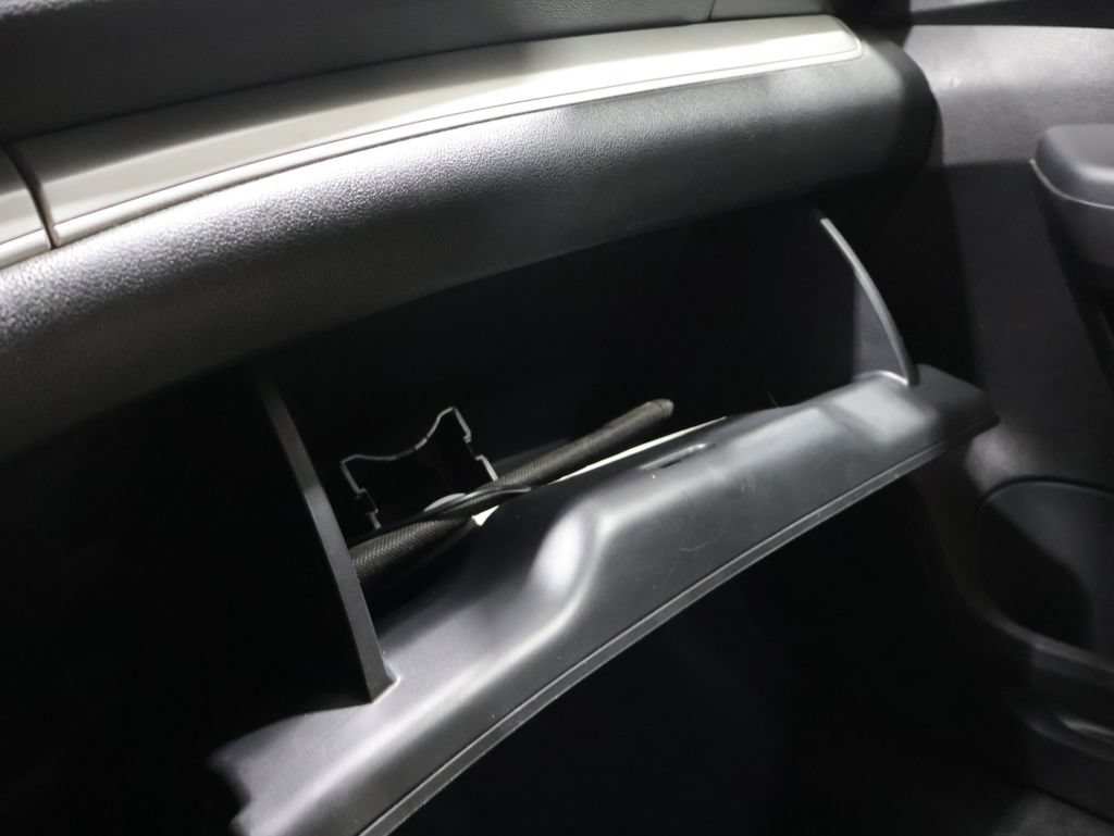 Used 2016 Honda CR-V LX image 27