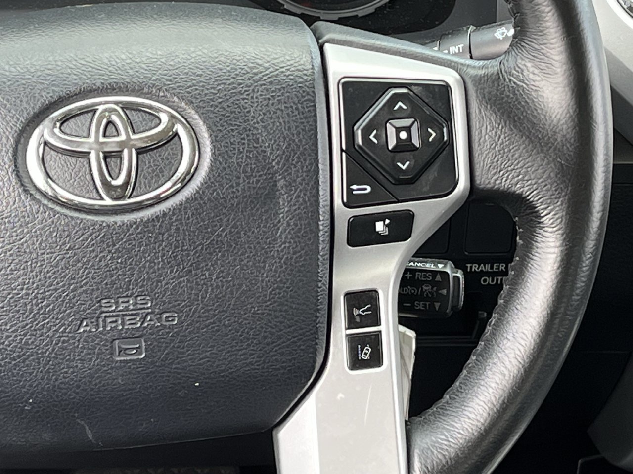 Used 2020 Toyota Tundra SR5 w/ SR5 Leather Package RWD image 14