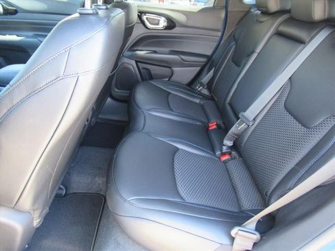 New 2026 Jeep Compass Latitude image 26