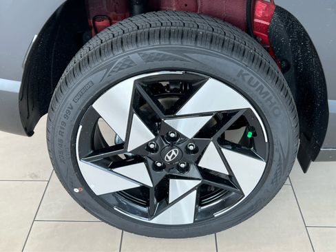 New 2026 Hyundai Kona Limited image 15