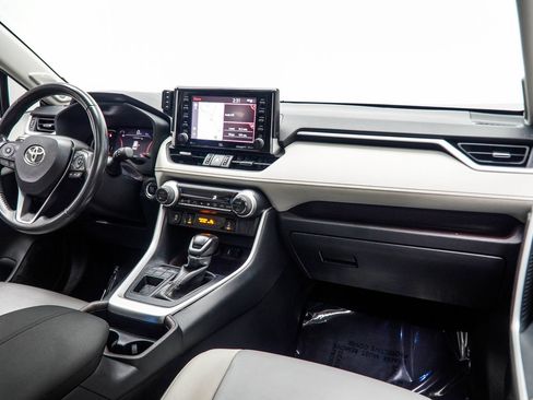 Used 2020 Toyota RAV4 Limited w/ All Weather Liner Package FWD image 19