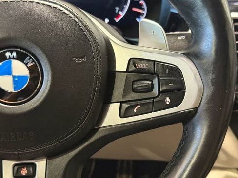 Used 2019 BMW M550i xDrive w/ Dynamic Handling Package image 17