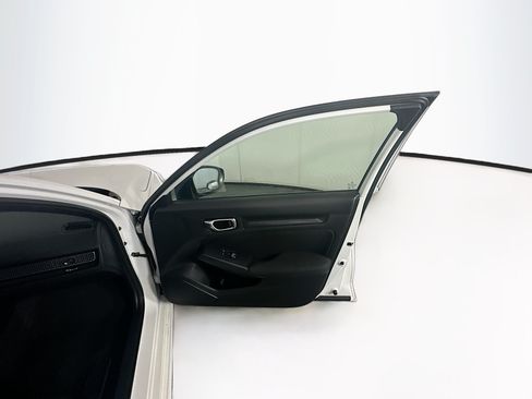 Used 2023 Honda Civic Sport image 29