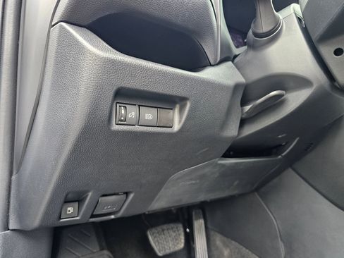 Used 2024 Toyota RAV4 XLE image 52