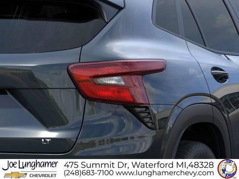 New 2026 Chevrolet Trax LT w/ Driver Confidence Package FWD image 11