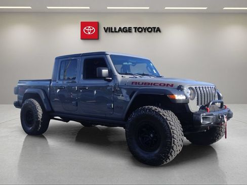 Used 2021 Jeep Gladiator Rubicon w/ Trailer Tow Package AWD/4WD image 7
