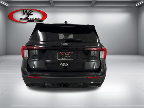 Used 2025 Ford Explorer ST-Line w/ Premium Package RWD image 6