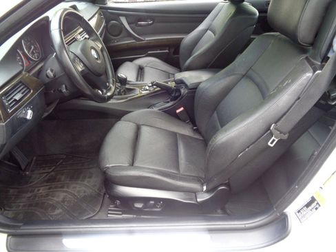 Used 2013 BMW 335i Convertible RWD image 5
