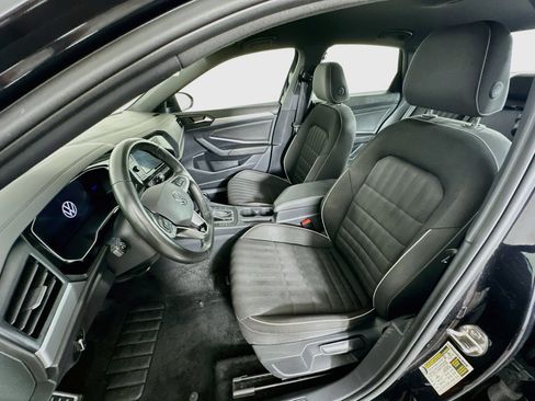 Used 2024 Volkswagen Jetta Sport FWD image 13