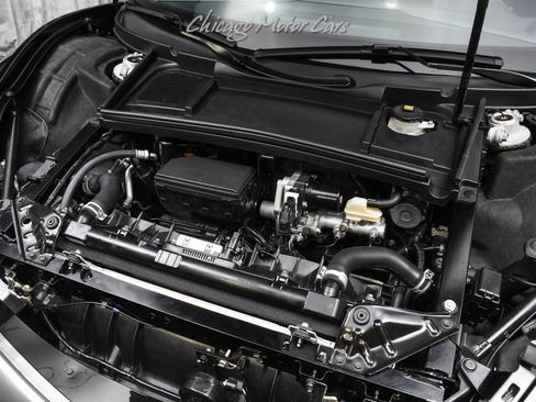 Used 2017 Acura NSX AWD/4WD image 34