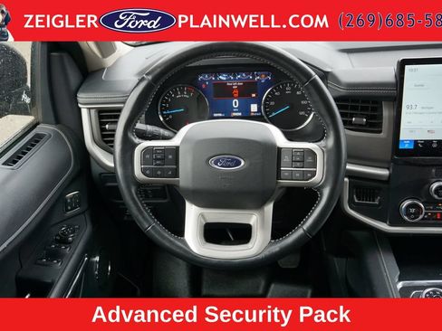 Used 2022 Ford Expedition XLT AWD/4WD image 16