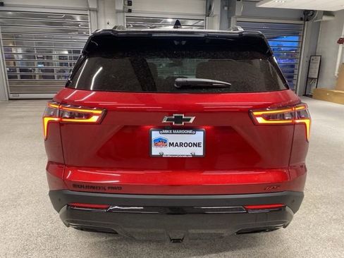 New 2026 Chevrolet Equinox RS w/ Convenience Package III AWD/4WD image 6