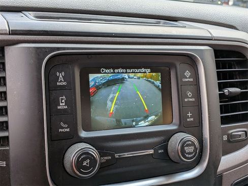 Used 2018 RAM 1500 Express w/ Express Value Package image 17