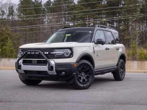 New 2025 Ford Bronco Sport Outer Banks w/ Sasquatch Outer Banks Package image 1