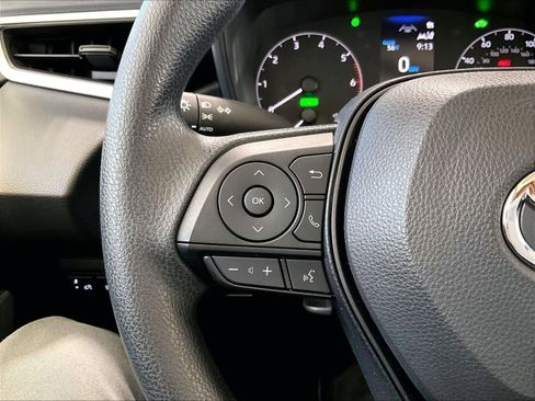 Used 2024 Toyota Corolla LE image 22