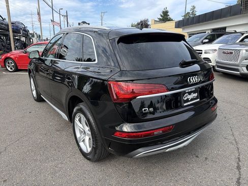 Used 2023 Audi Q5 2.0T Premium w/ Convenience Package AWD/4WD image 3