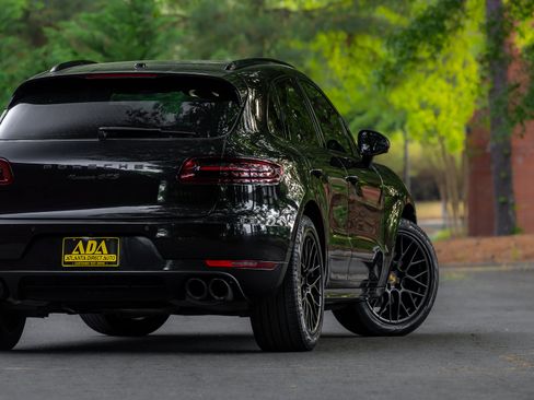 Used 2017 Porsche Macan GTS image 30