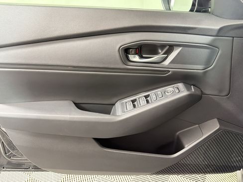 Used 2025 Honda Accord SE image 9