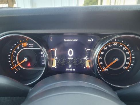 Used 2023 Jeep Wrangler Unlimited Sport AWD/4WD image 17