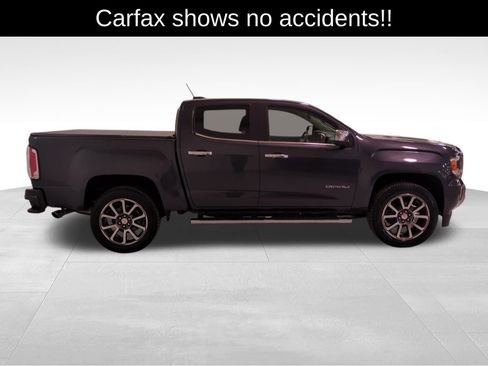 Used 2019 GMC Canyon Denali image 2