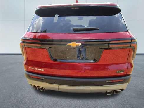 New 2026 Chevrolet Traverse LT w/ Driver Confidence Package image 9