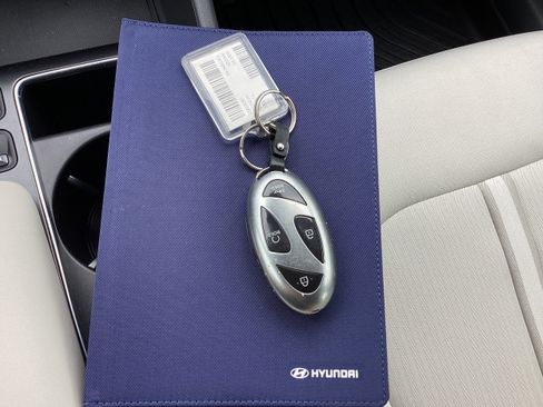 Used 2025 Hyundai Sonata SEL FWD image 18