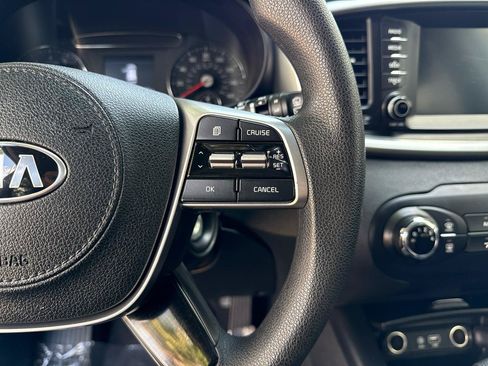 Used 2019 Kia Sorento L FWD image 20