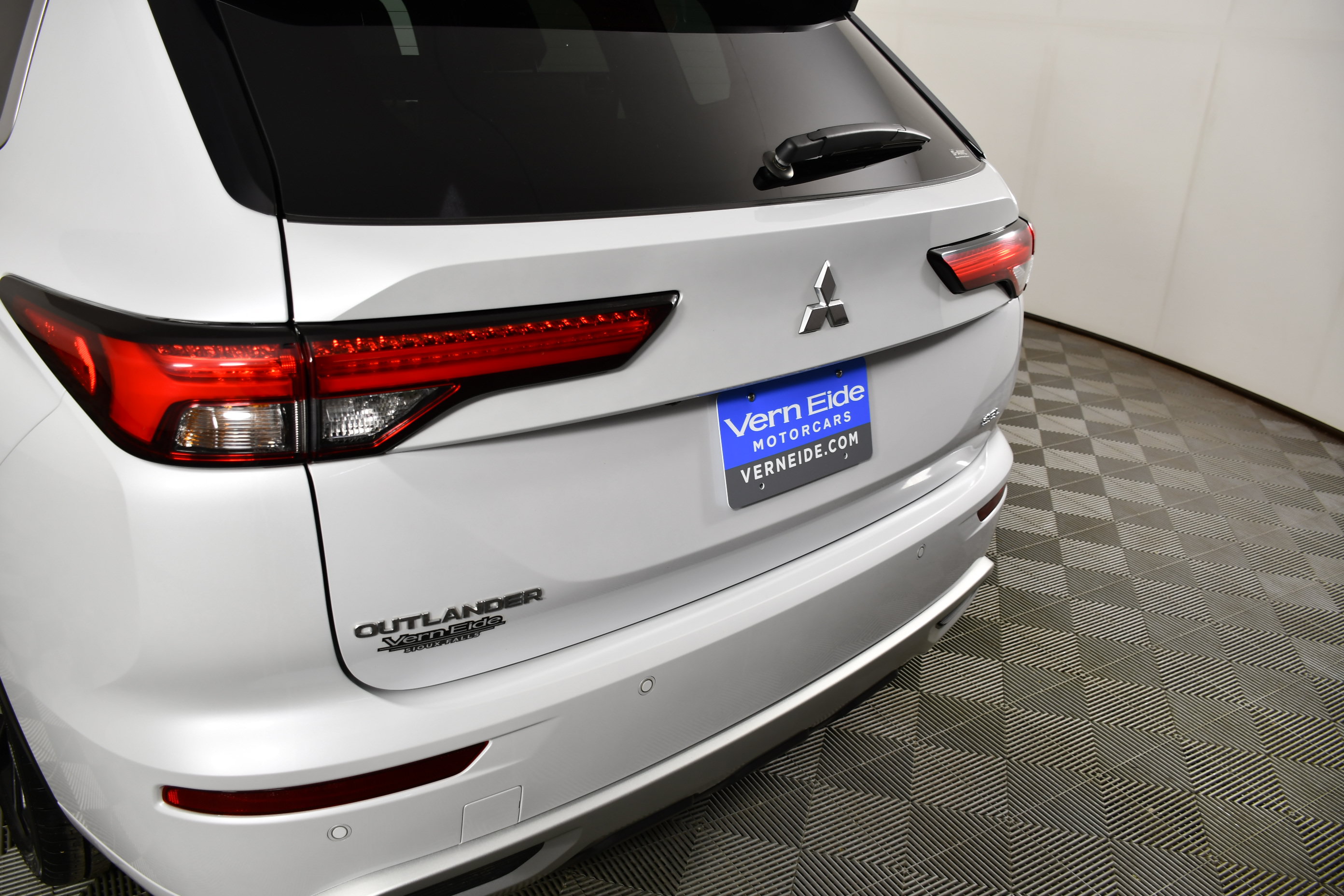 Used 2024 Mitsubishi Outlander SEL AWD/4WD image 15