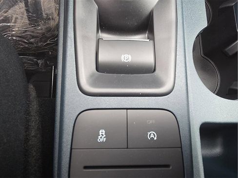 New 2025 Ford Maverick XL w/ Equipment Group 102A image 16