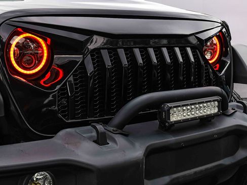 Used 2022 Jeep Wrangler Unlimited Sport AWD/4WD image 31