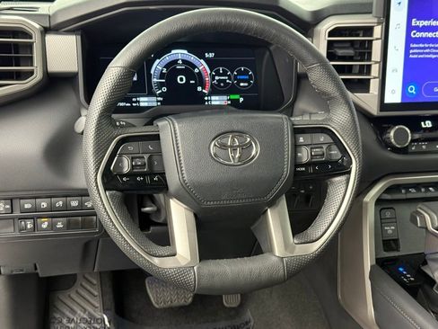 Used 2024 Toyota Tundra Limited image 32