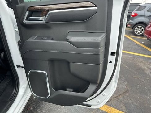 Used 2023 GMC Sierra 1500 Elevation image 22