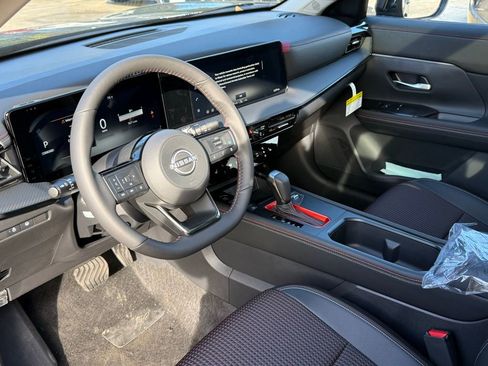 New 2026 Nissan Kicks SR w/ SR Premium Package image 7