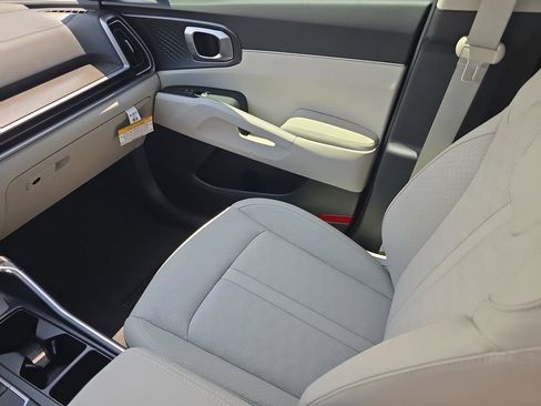 New 2026 Kia Sorento S FWD image 15