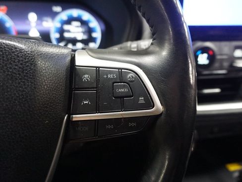 Used 2024 Toyota Grand Highlander AWD image 9