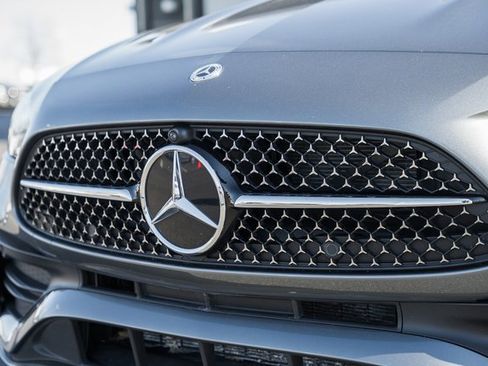 Used 2022 Mercedes-Benz C 300 4MATIC Sedan image 13