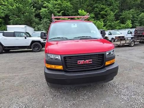 New 2025 GMC Savana 2500 w/ Driver Convenience Package image 9