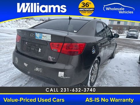 Used 2012 Kia Forte EX image 11