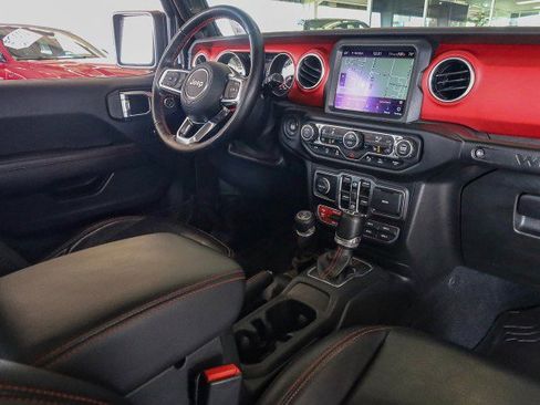 Used 2021 Jeep Wrangler Unlimited Rubicon image 38